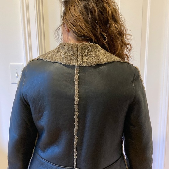 Shearling coat.  Blumarime.  Never worn.  Reversible. - Picture 6 of 14